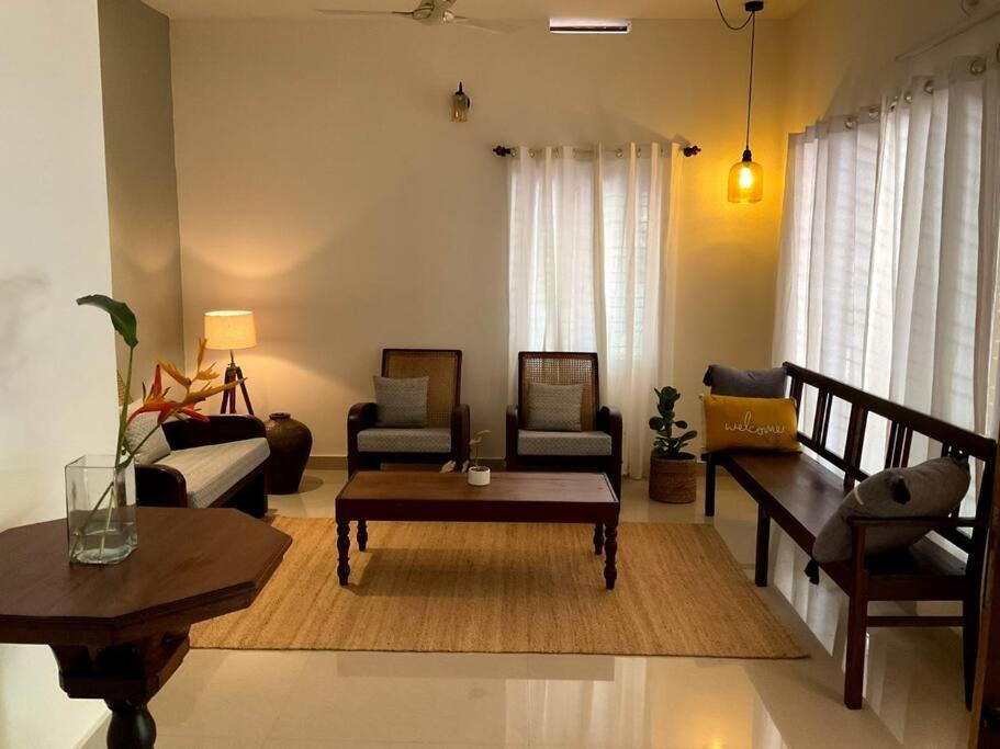 Pool Villa - The Humming Trees, Pala Lalam Bagian luar foto